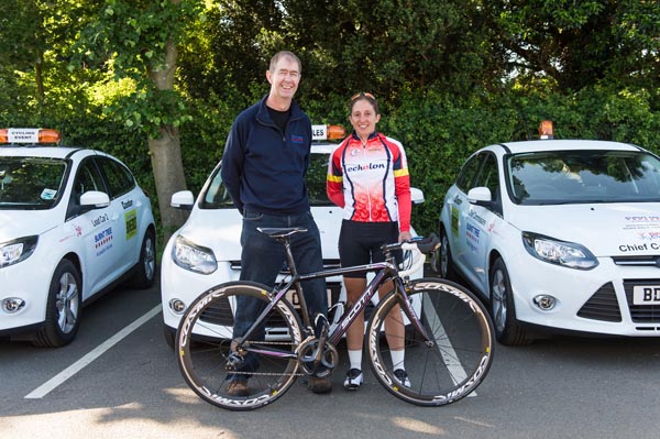  Kevin Matthews, Burnt Tree and Nicola Juniper, winner of Women Masters A Race