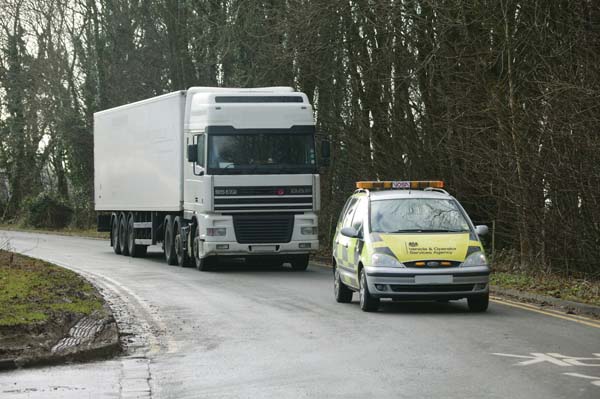 HGV & Stopper car