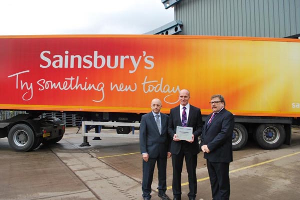 Operation support manager for Sainsbury’s, Gary King; managing director of Pullman, Graham Hunter; and IRTE’s Ian Chisholm at Pullman’s Stoke workshop. 