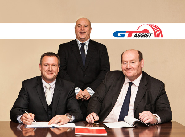 (L-R): Richard Lyons, Managing Director – Europe, GiTi Tire; Tony McHugh, Truck and Bus Sales and Marketing Director, GiTi Tire; Chris Comport, Commercial Director, Infleet.